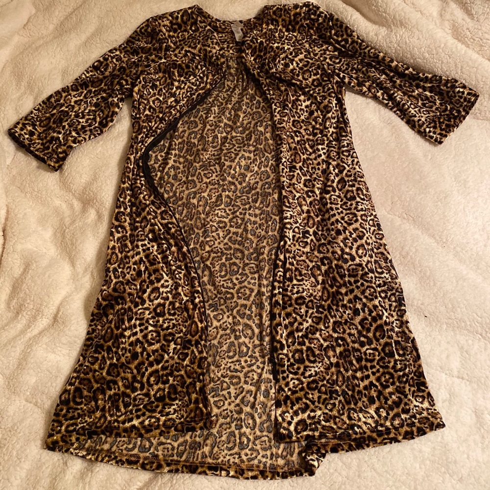 Leopard velvet robe with zipper